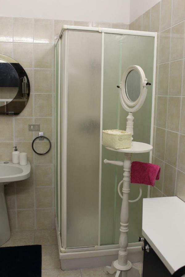 Gli Oleandri Hotel Bellano Buitenkant foto