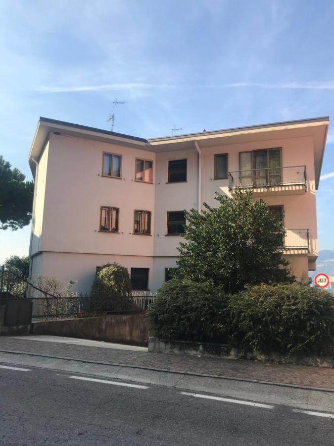 Gli Oleandri Hotel Bellano Buitenkant foto